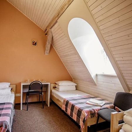 Guest House "Arkhistratyg" Lviv Exterior photo