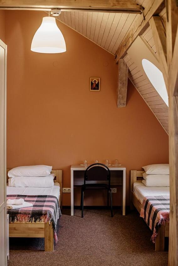 Guest House "Arkhistratyg" Lviv Exterior photo
