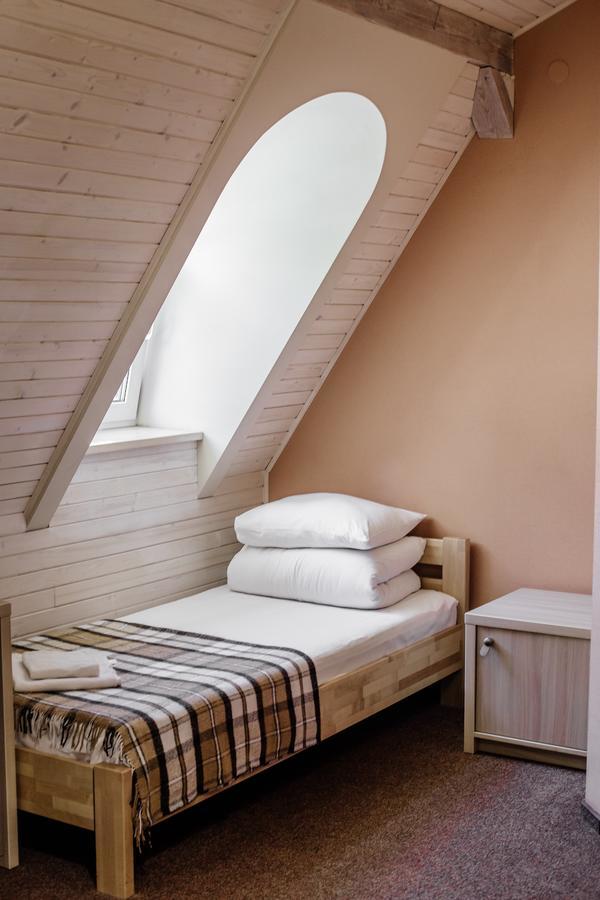 Guest House "Arkhistratyg" Lviv Exterior photo
